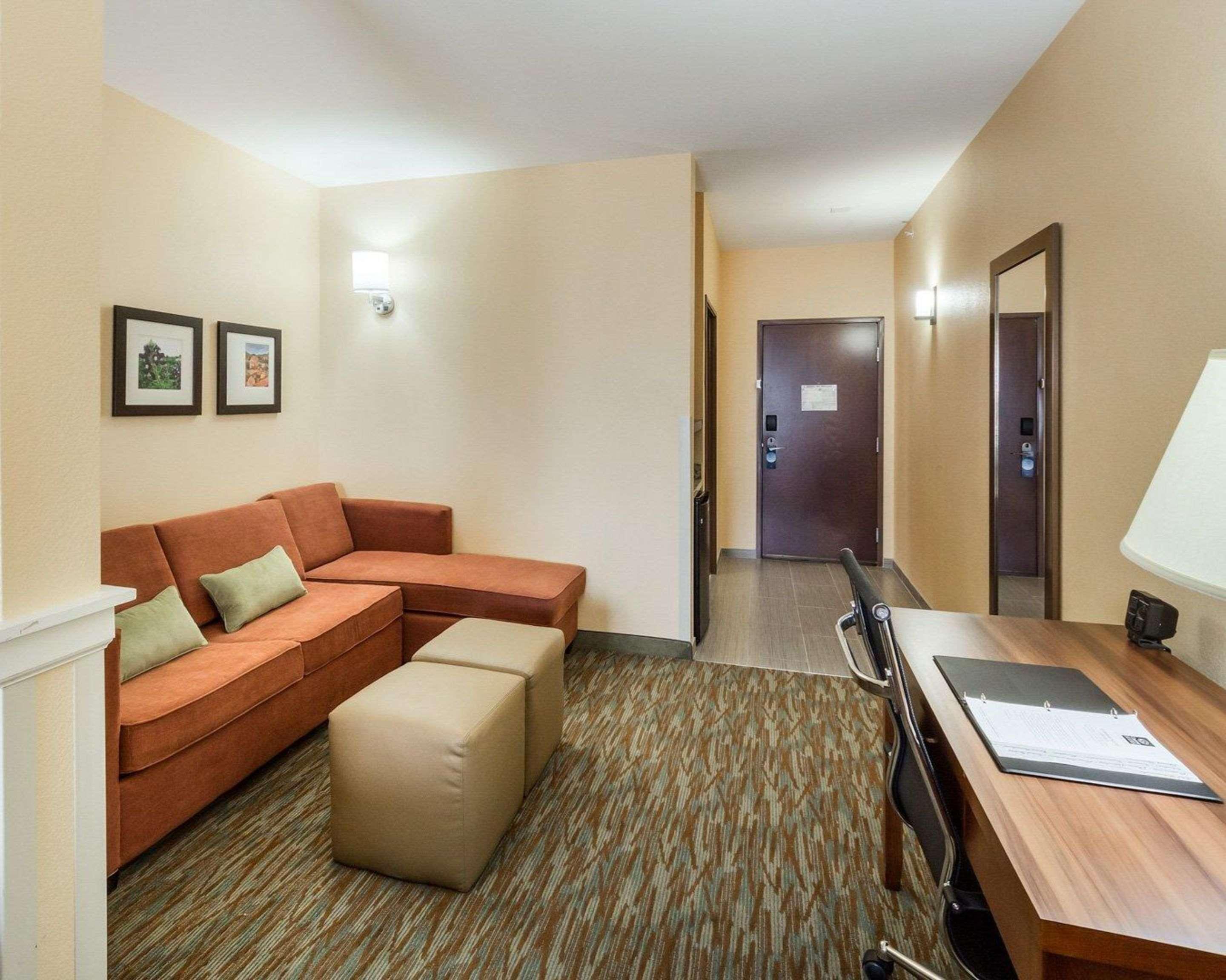 Comfort Suites Cotulla Near I-35 Экстерьер фото