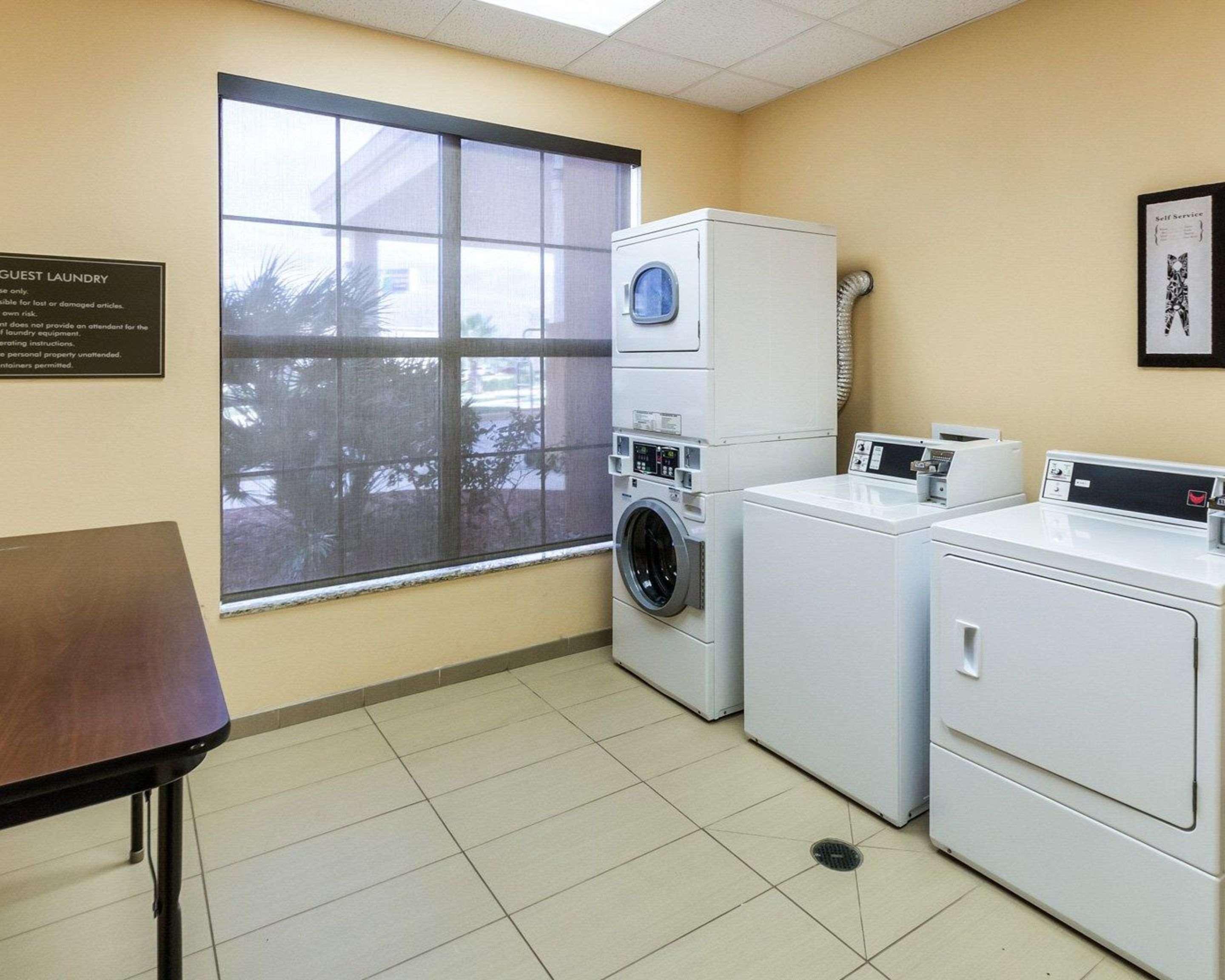 Comfort Suites Cotulla Near I-35 Экстерьер фото