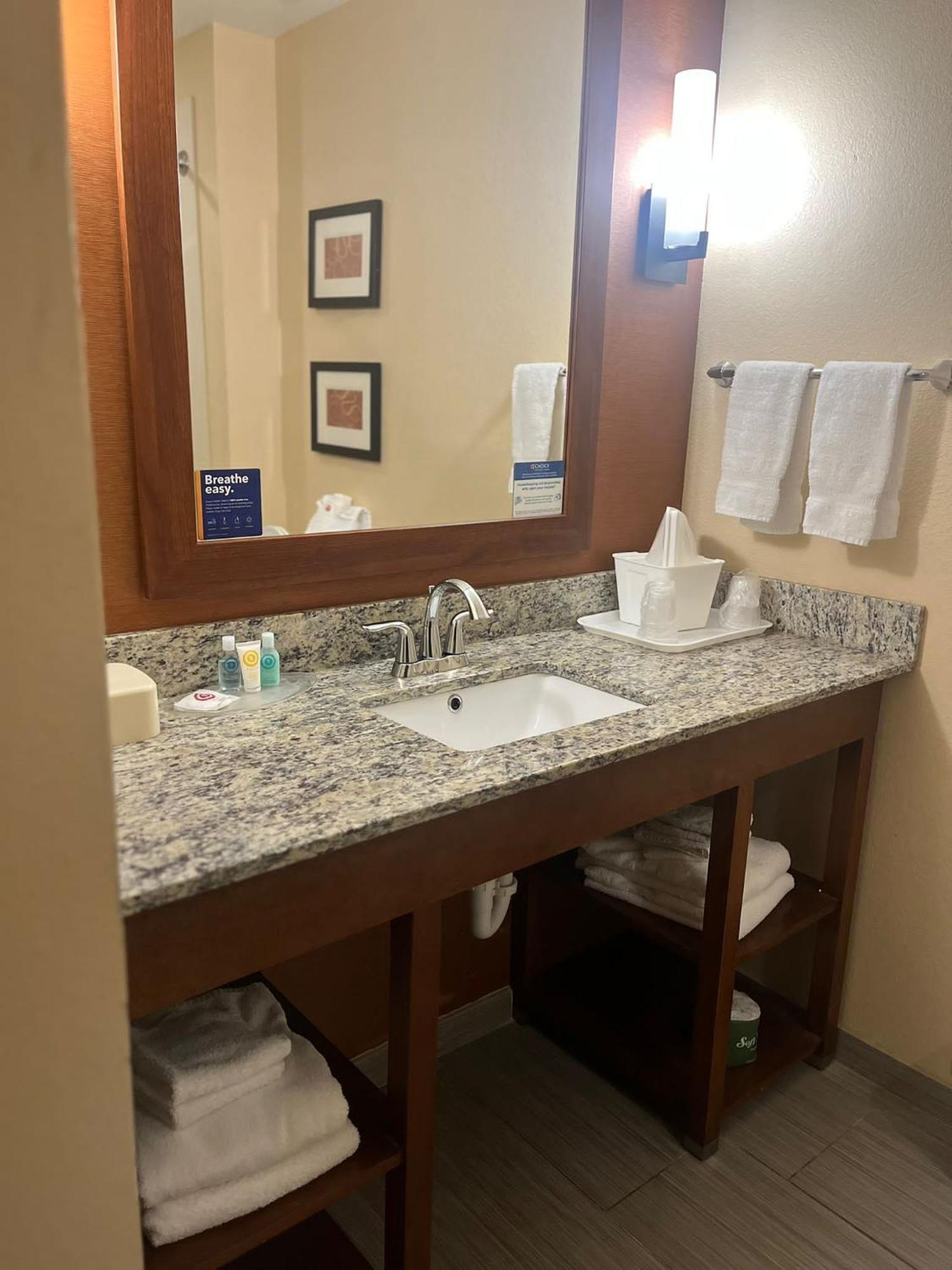 Comfort Suites Cotulla Near I-35 Экстерьер фото