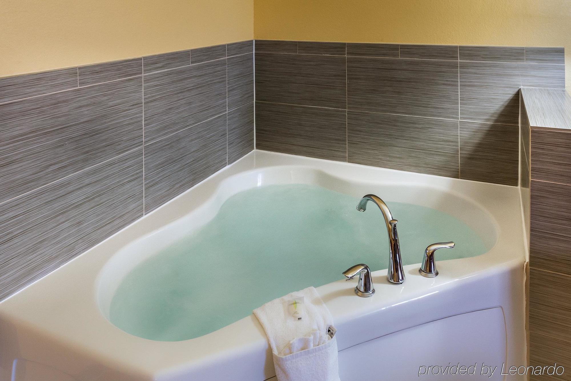 Comfort Suites Cotulla Near I-35 Экстерьер фото