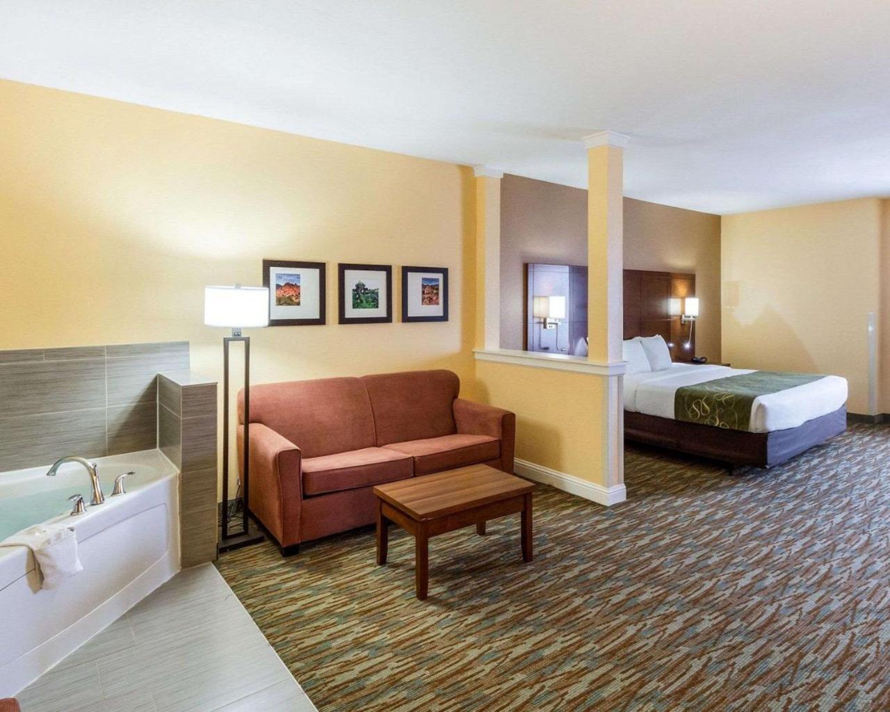 Comfort Suites Cotulla Near I-35 Экстерьер фото