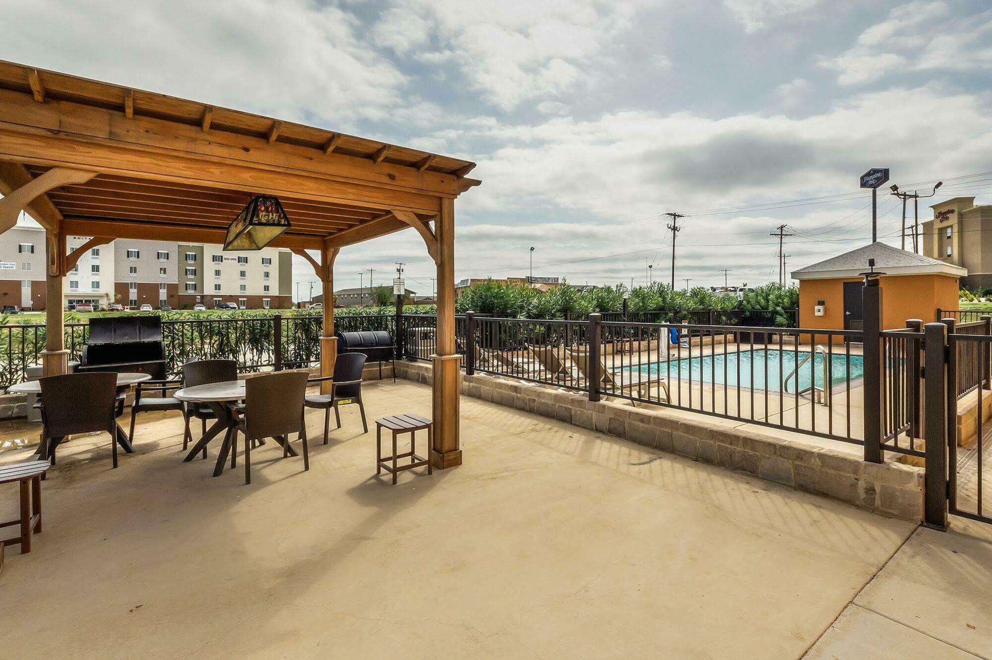 Comfort Suites Cotulla Near I-35 Экстерьер фото
